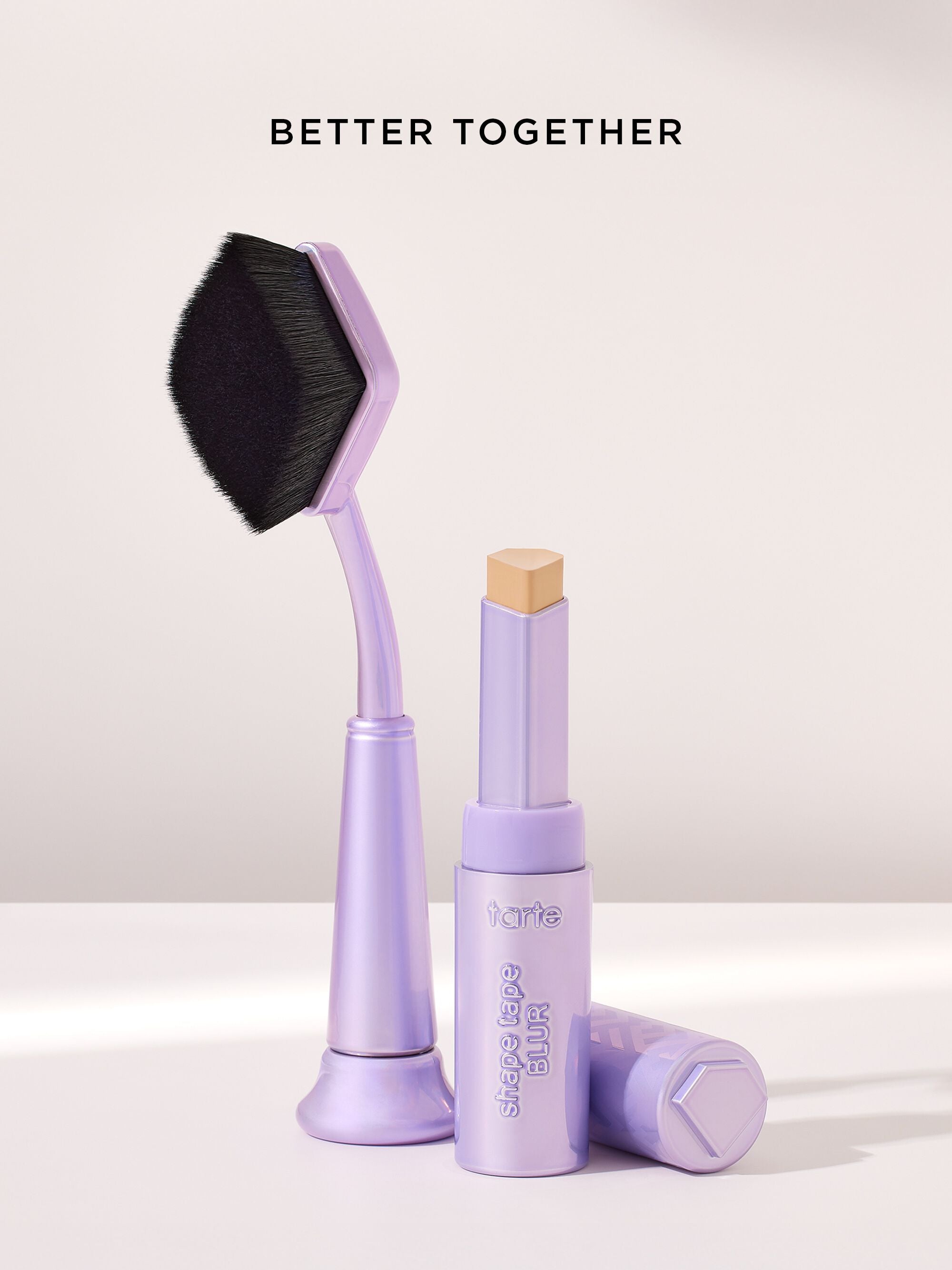 shape tape blur concealer brush
